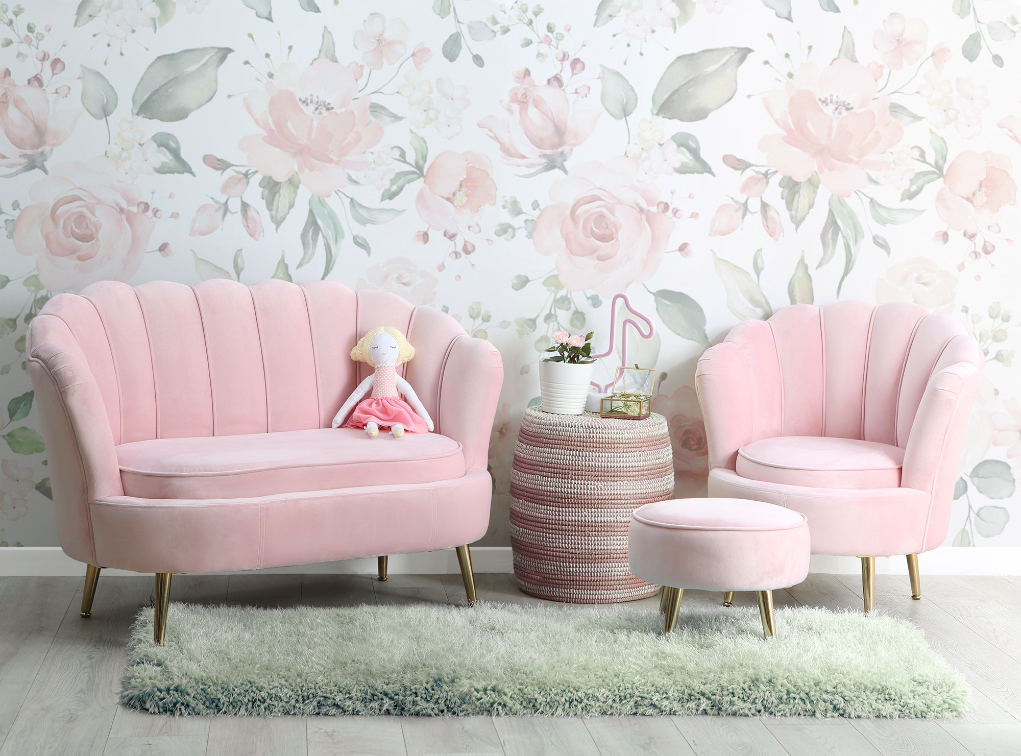Alana Seashell Chair and Stool